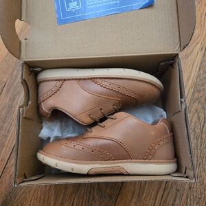NIB New In Box Stride rite Ellsworth Sierra Leather Shoes Toddler Boy 8m